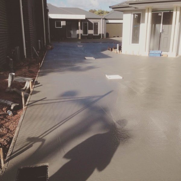 Driveway - Plain Concrete